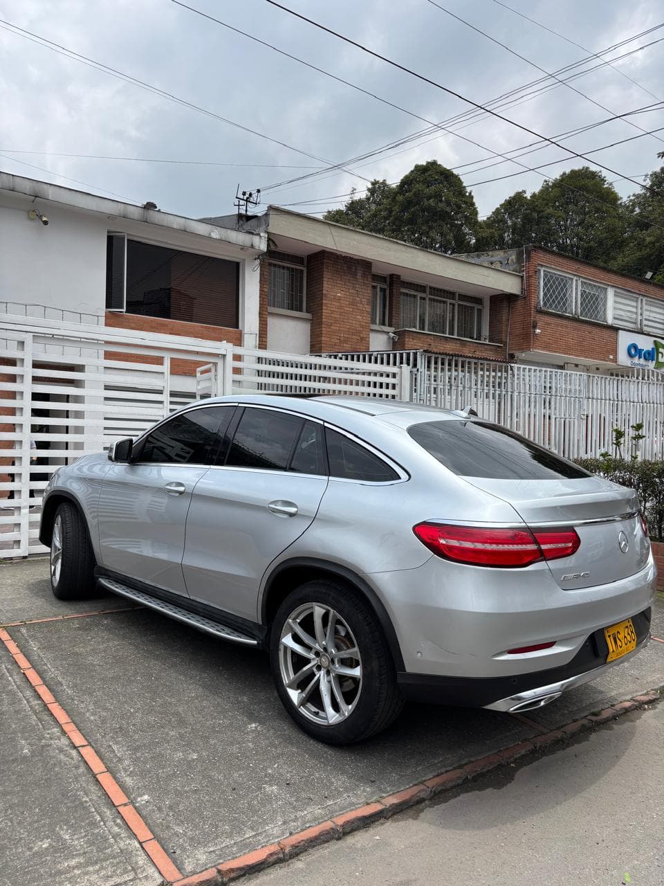 MERCEDES BENZ GLE 350 D 4MATIC en alquiler en Bogotá, foto 2