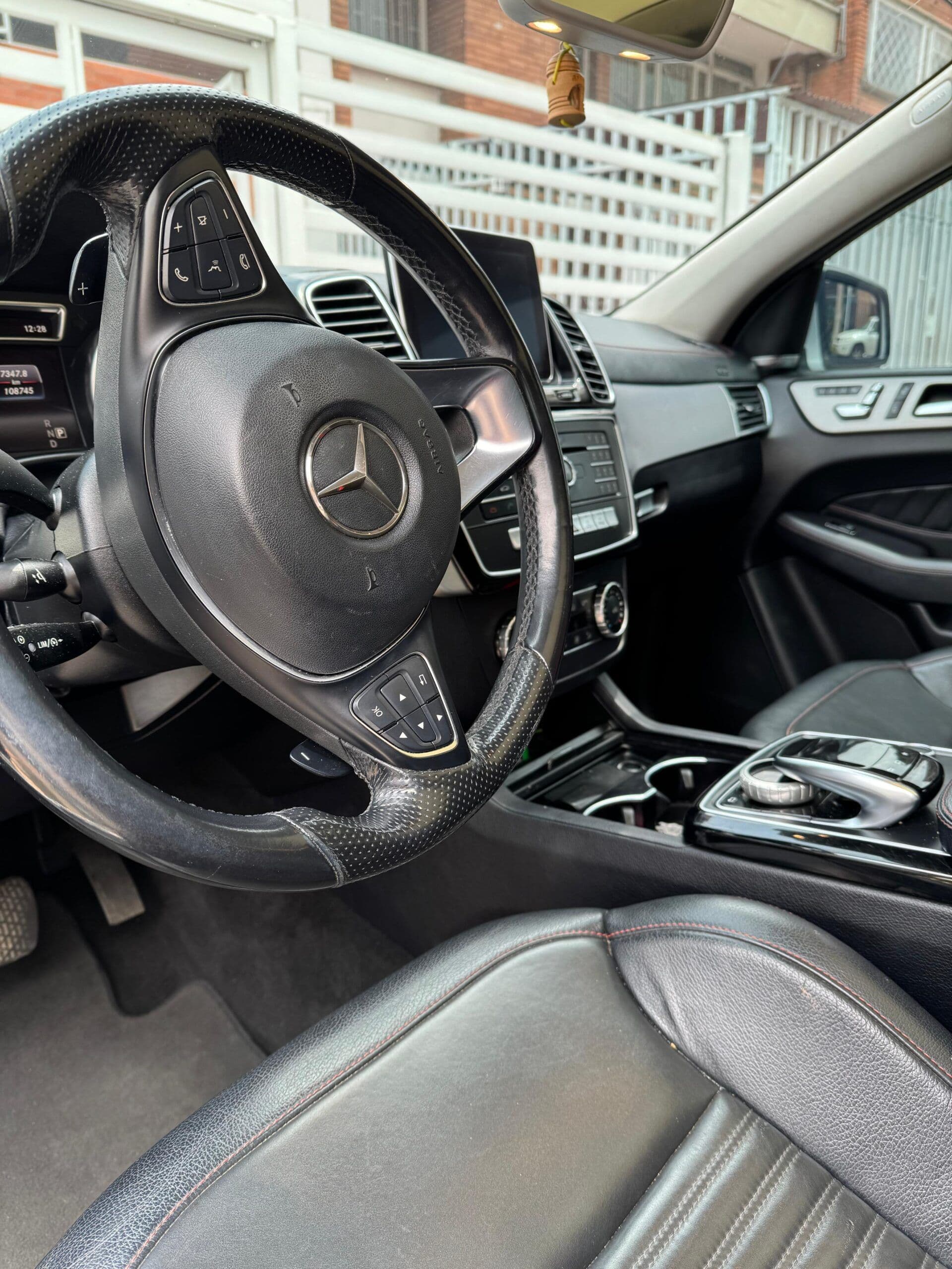 MERCEDES BENZ GLE 350 D 4MATIC en alquiler en Bogotá, foto 3